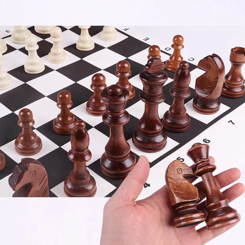 Juego de ajedrez de madera de  - Party Games Kids Indoor reseña y precio